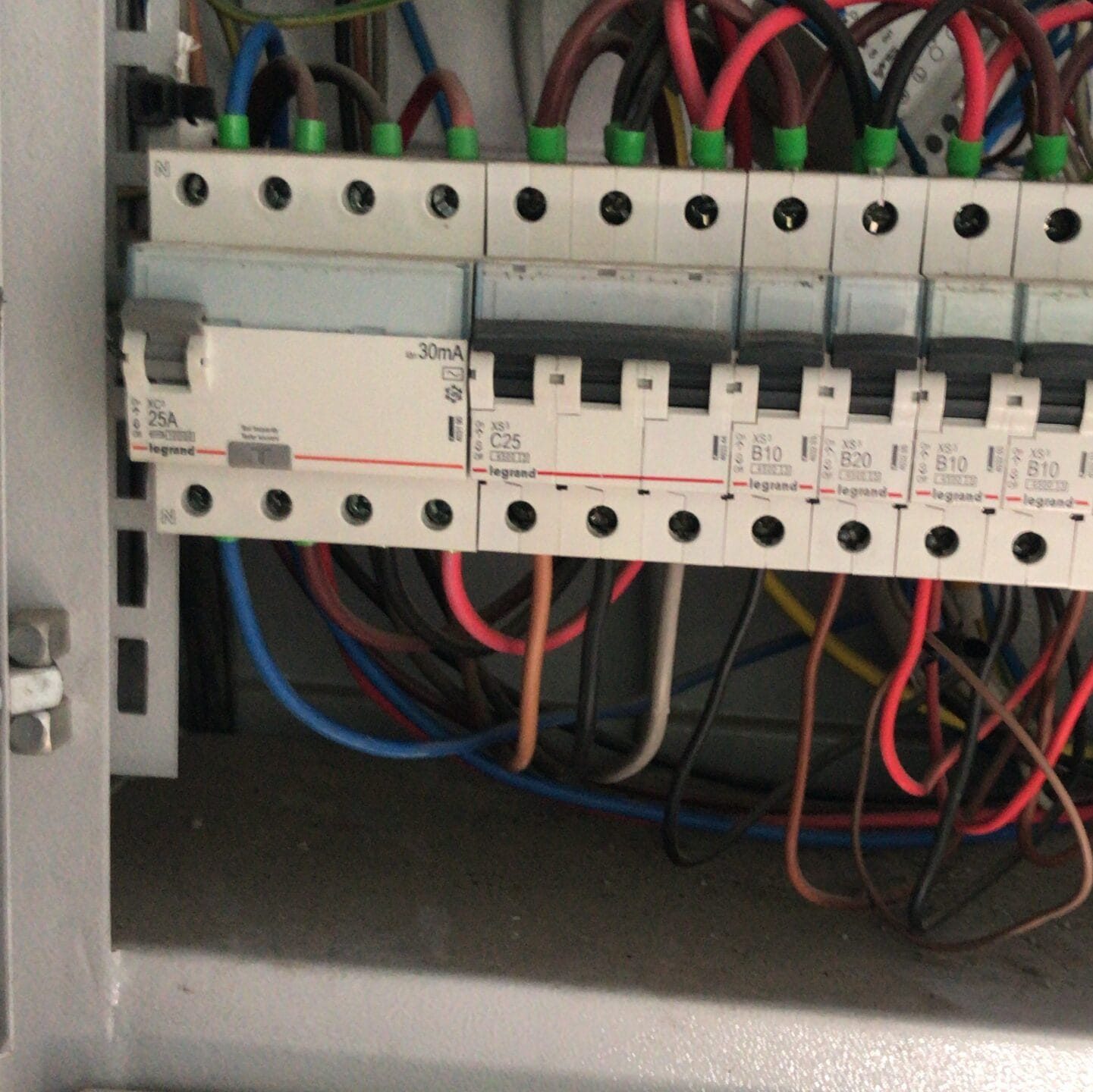 Elektrikli Araç Şarj İstasyonu İçin- Ev Tesisatı Nasıl Olmalı | Adana Elektrikçi | Elektrik Arıza ve Tesisat Ustası adana elektrikçi ustası