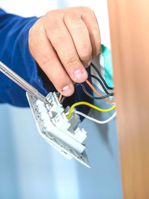 Eski elektrik tesisatının yenilenmesi ve güvenli kablolama